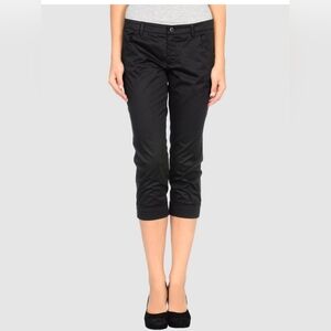 Prada cropped pants, size 8 usa , black color